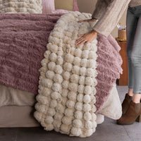 GANTE POM POMS BEIGE COLOR EXTRA VOLUME BLANKET SOFTY THICK AND WARM THROW SIZE