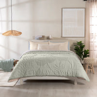 BURGOS LEAVES JACQUARD TEXTURE REVERSIBLE COMFORTER SET 4 PCS CALIFORNIA KING SIZE MADE IN MEXICO