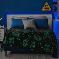 VIDEOGAME CONTROLLER GLOWS IN THE DARKNESS LIGHT BLANKET SOFTY AND WARM QUEEN SIZE